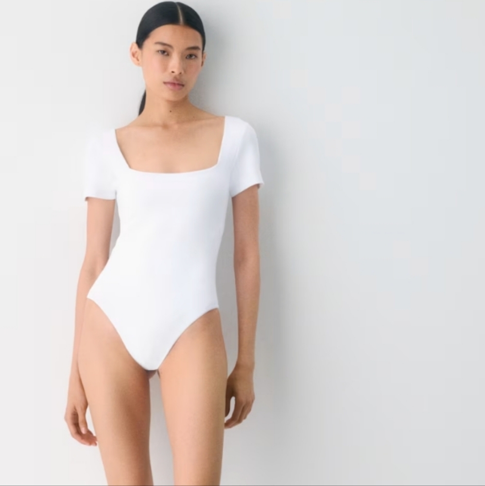 Aritzia Original Contour Squareneck Bodysuit